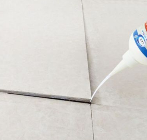 东宁瓷砖空鼓维修公司分享卫生间瓷砖脱落的原因可能有以下几点